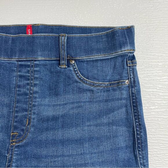 SPANX Flare Jeans in Vintage Indigo Blue Size LARGE Denim 20456R Pull On - Picture 4 of 8